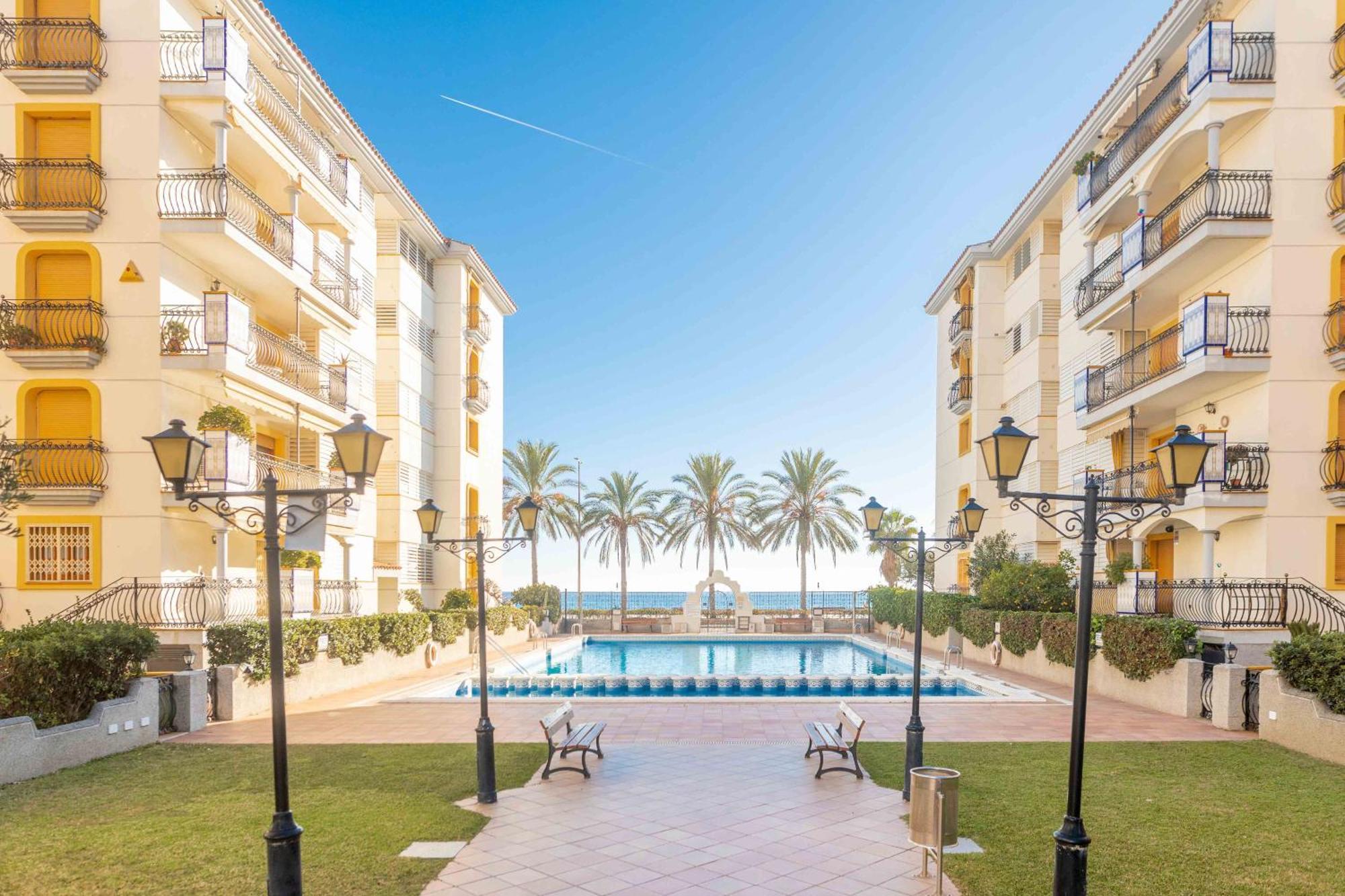 Suitur Apartament Familiar Con Piscina Calafell Apartment Bagian luar foto